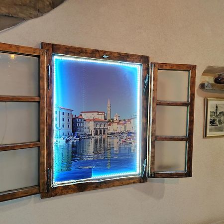 Traditional Piran Studio Luaran gambar
